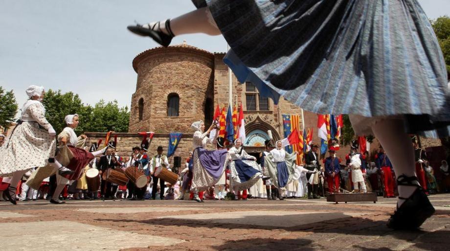 شقة Splendide Studio Au Coeur Historique De Fréjus المظهر الخارجي الصورة